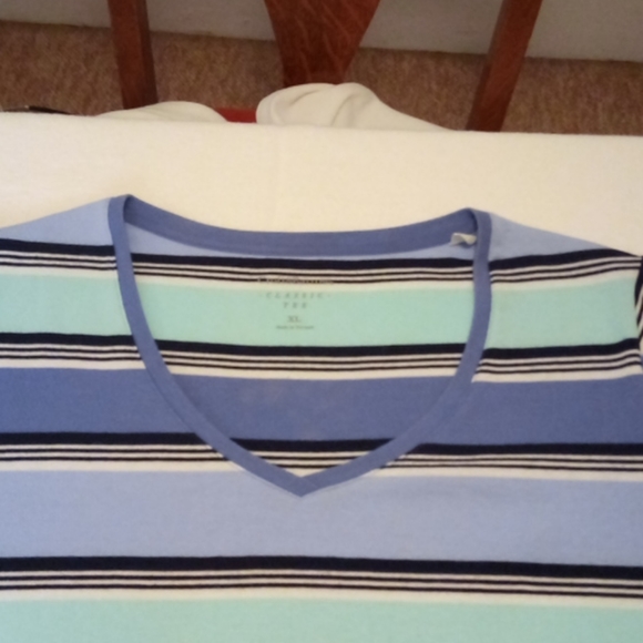 women's purple multi-stripe v-neck short sleeve - Picture 4 of 10